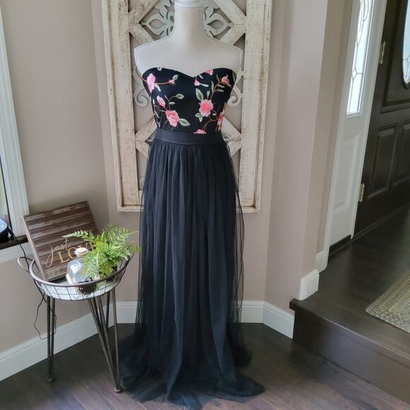 The Sang Women's Chiffon High Slit Strapless Maxi Dress in Black Floral - Picture 2 of 13